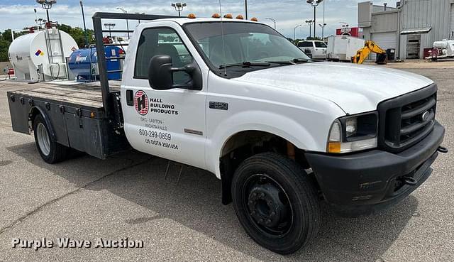 Image of Ford F-550 equipment image 2