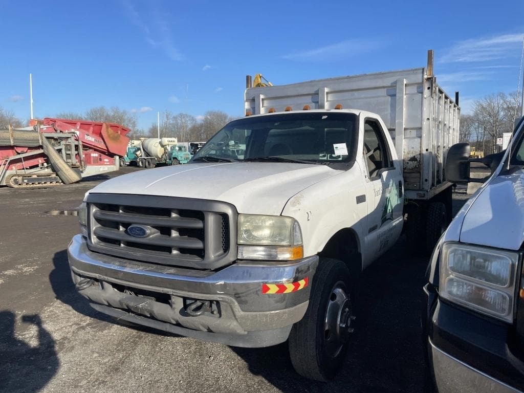 Image of Ford F-550 Primary image