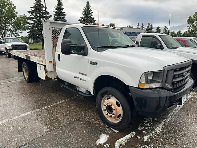 Image of Ford F-550 equipment image 2