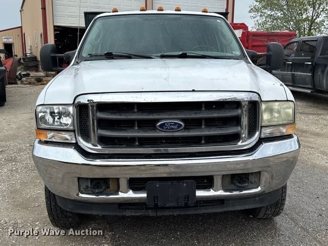 Image of Ford F-550 equipment image 1