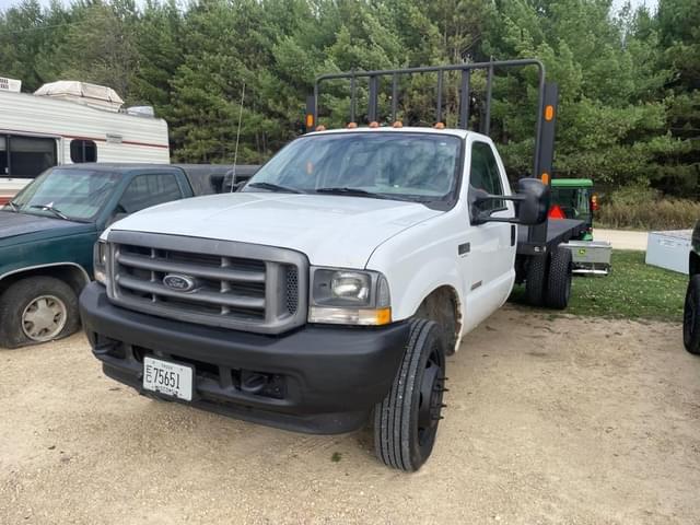 Image of Ford F-550 equipment image 1