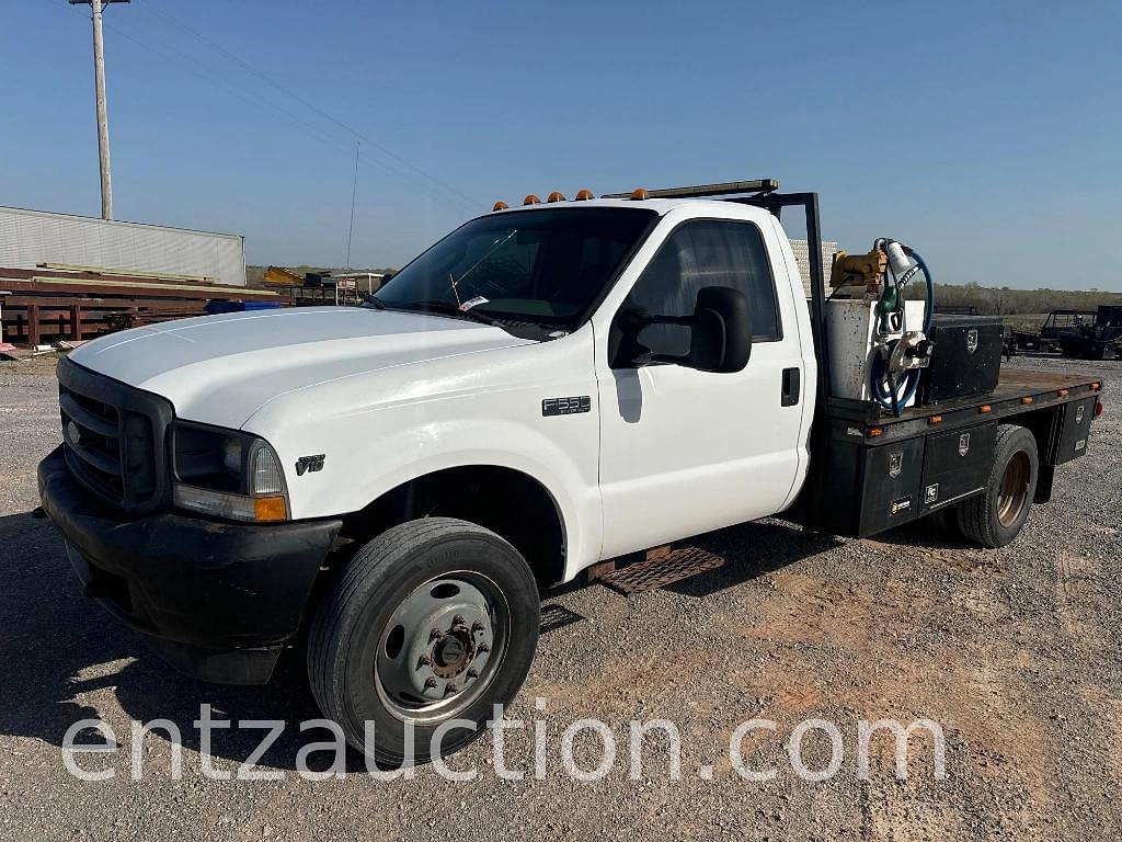 Image of Ford F-550 Primary image