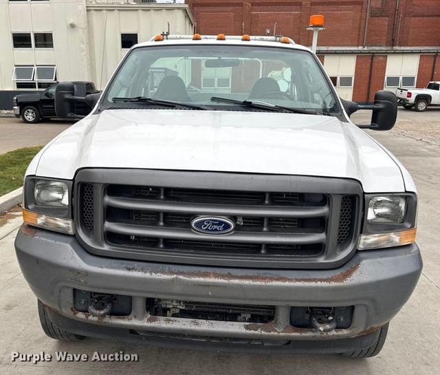 Image of Ford F-550 equipment image 1