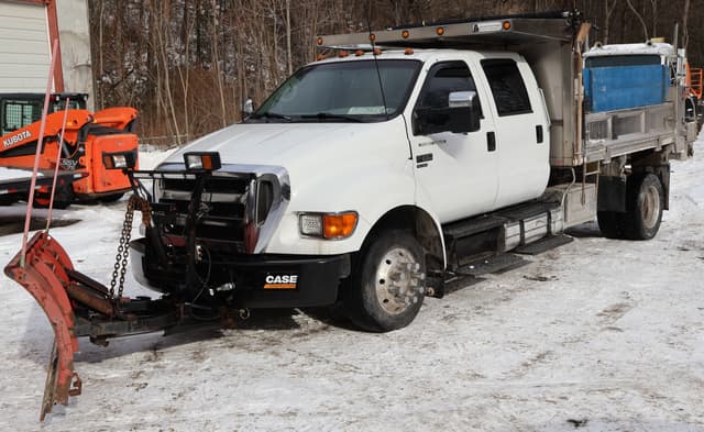 Image of Ford F-650 equipment image 3