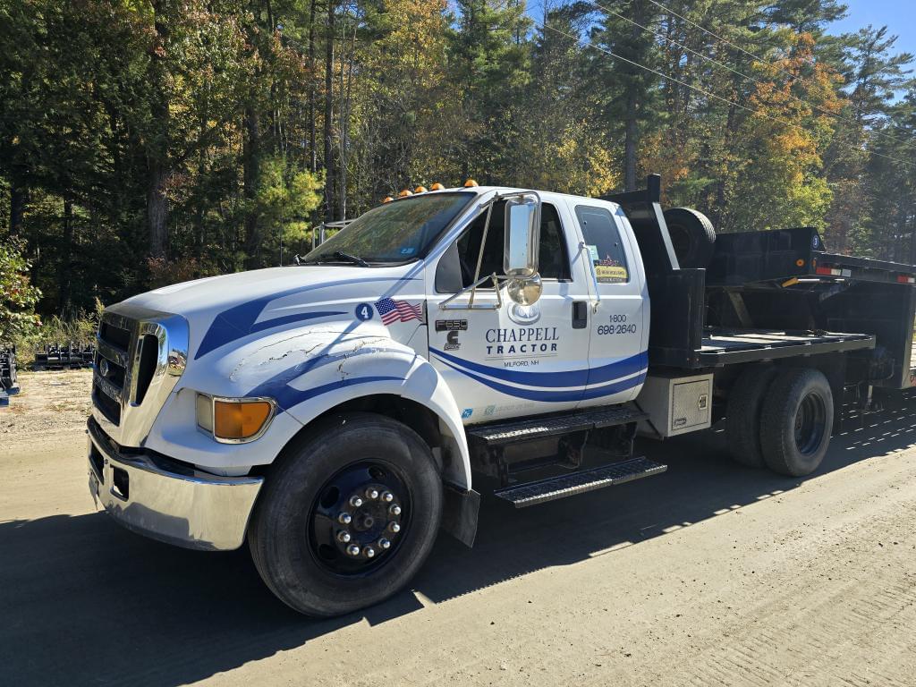 Image of Ford F-650 Primary image