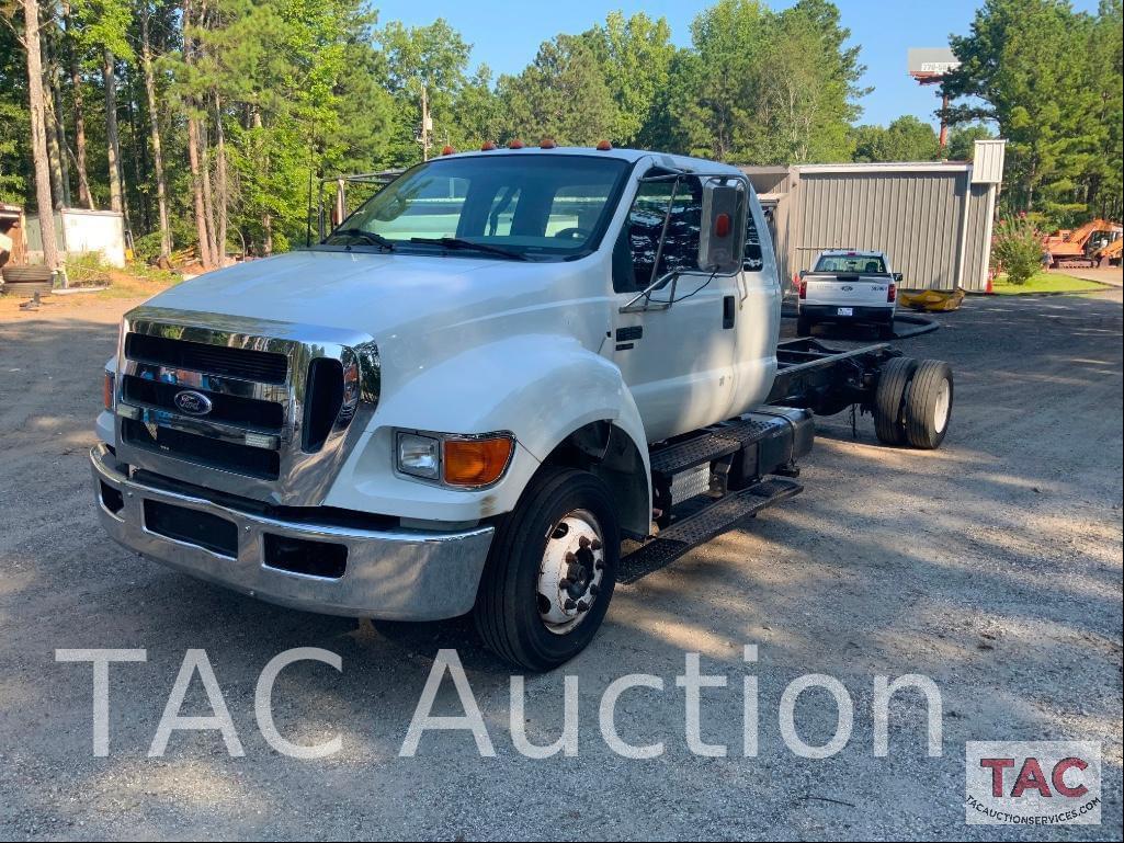 Image of Ford F-650 Primary image