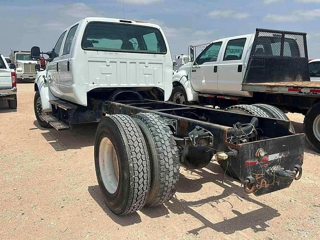 Image of Ford F-650 equipment image 2