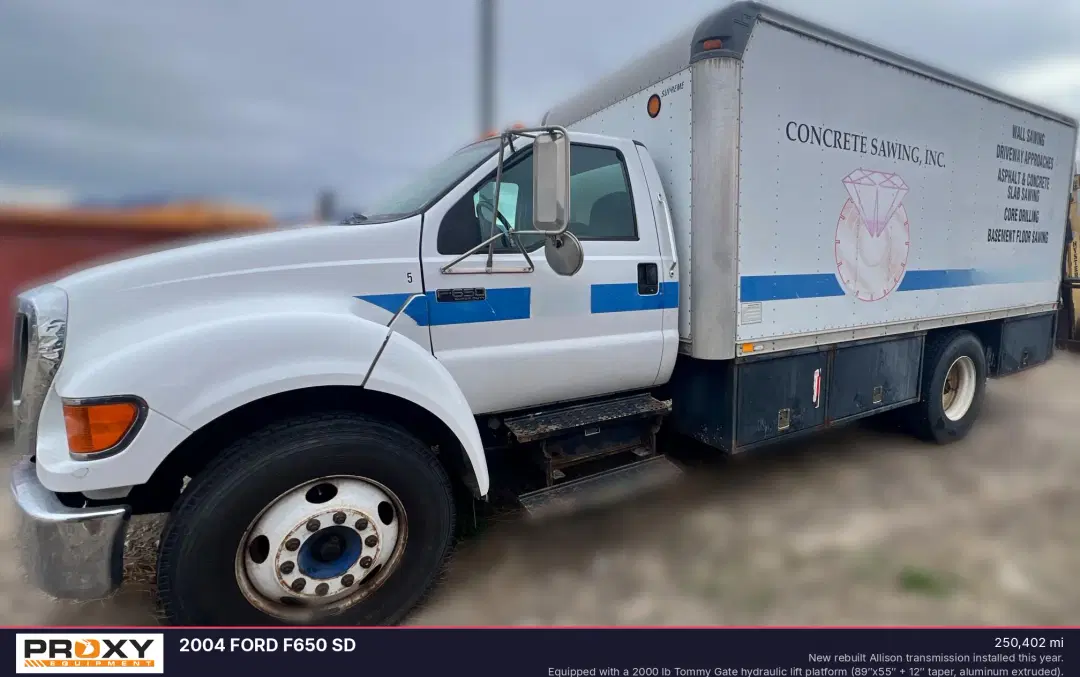 Image of Ford F-650 Primary image