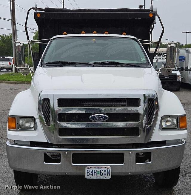 Image of Ford F-650 equipment image 1