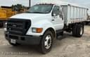 2004 Ford F-750 Image