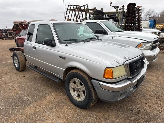 Image of Ford Ranger XLT equipment image 1