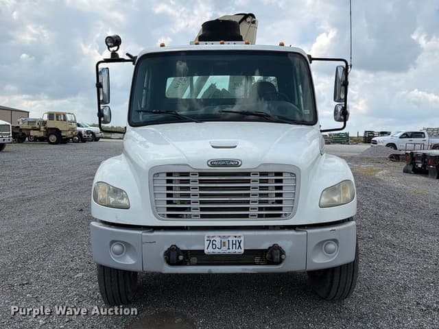 Image of Freightliner Business Class M2 equipment image 1