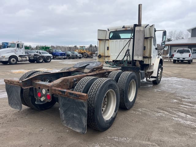 Image of Freightliner Business Class M2 equipment image 4