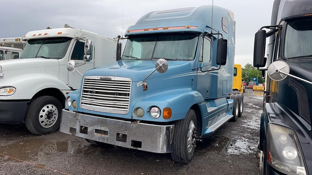Image of Freightliner Century Primary image