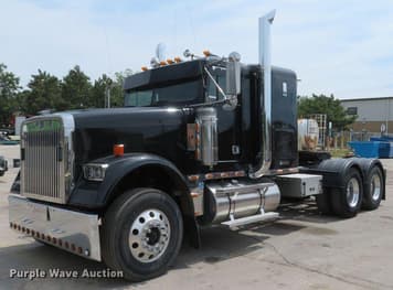Main image Freightliner CL120