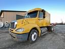 2004 Freightliner Columbia 120 Image