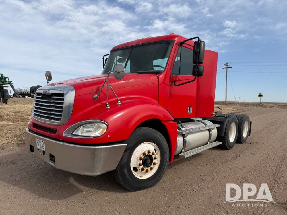 Image of Freightliner CL120 Primary image