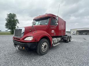 Main image Freightliner Columbia