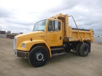Main image Freightliner FL70