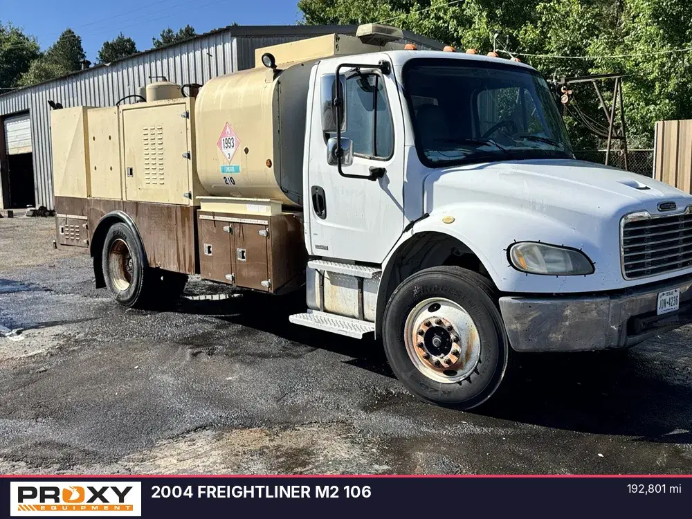 Image of Freightliner M2 106 Primary image