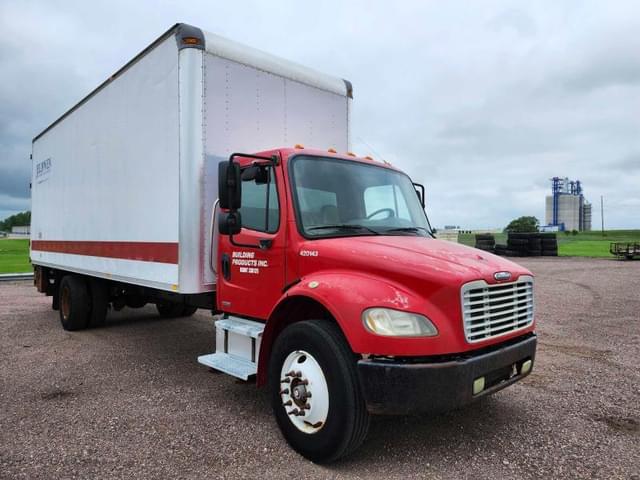 Image of Freightliner M2 equipment image 1
