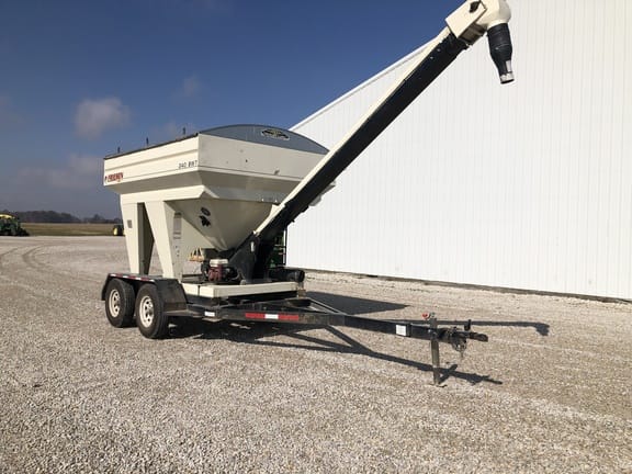 Main image Friesen 240