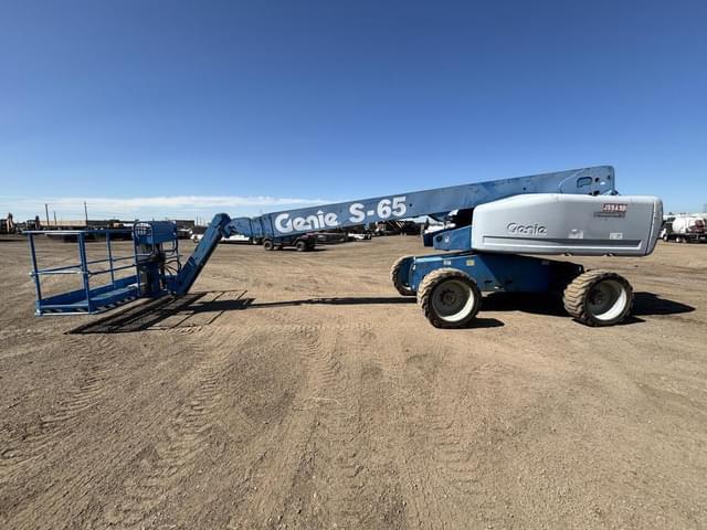 Image of Genie S-65 equipment image 4