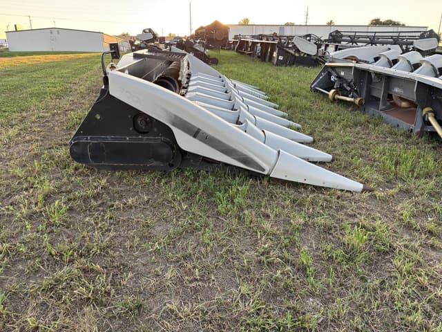 Image of Gleaner 3000 equipment image 4