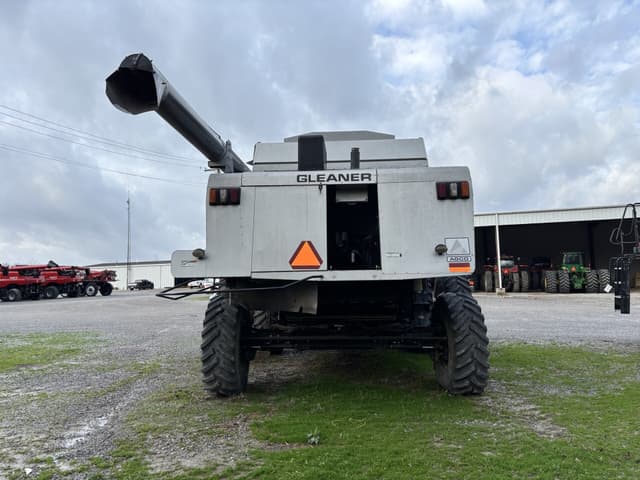 Image of Gleaner R65 equipment image 3