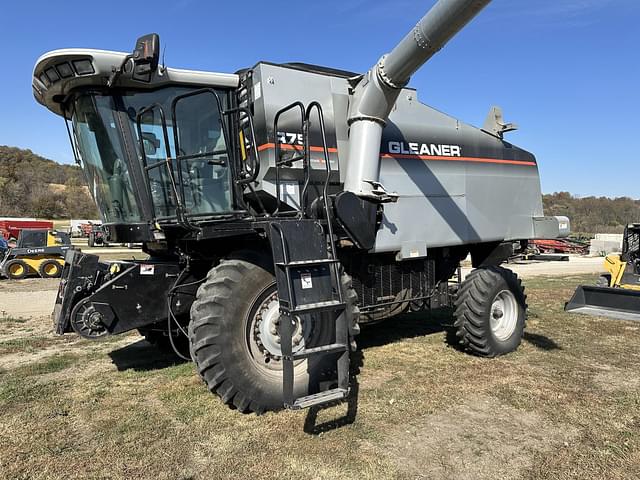 Image of Gleaner R75 equipment image 1