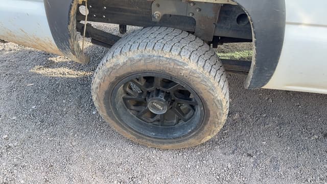 Image of GMC 2500 equipment image 4