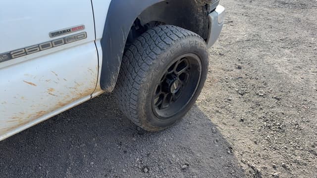 Image of GMC 2500 equipment image 3