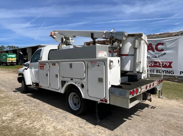 Image of GMC C4500 equipment image 2