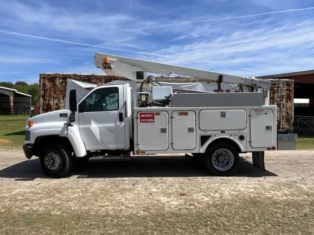 Image of GMC C4500 equipment image 1