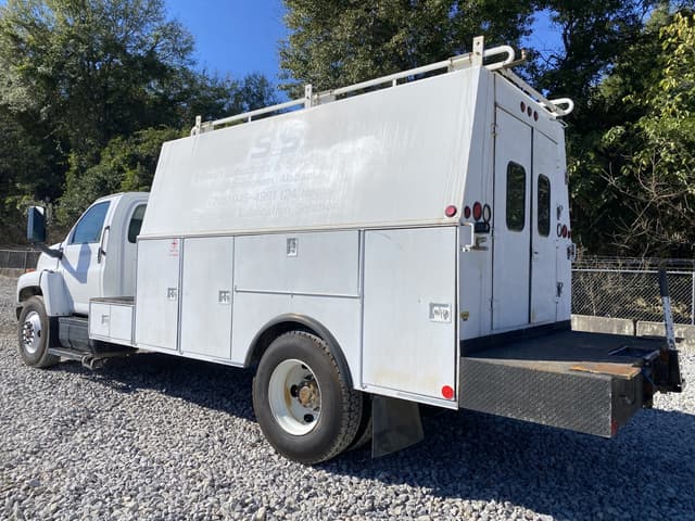 Image of GMC C7500 equipment image 1