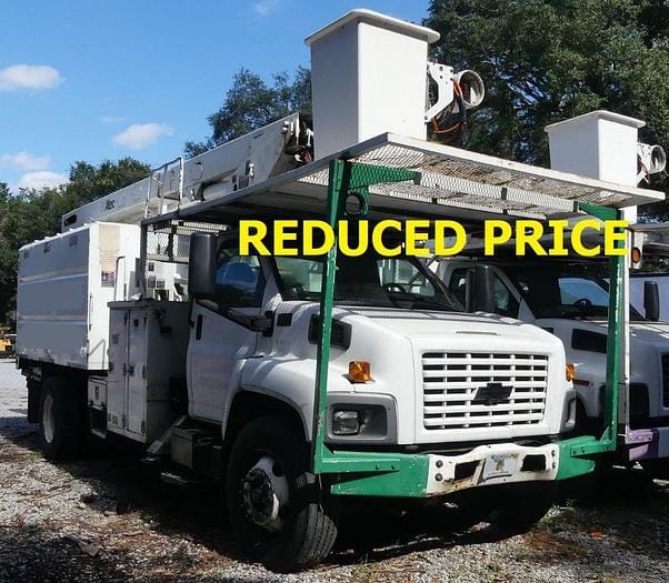 2004 GMC C7C042 Equipment Image0