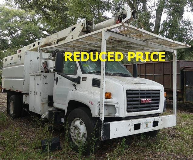 2004 GMC C7C042 Equipment Image0