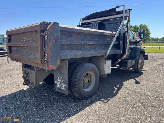 Image of GMC C8500 equipment image 4