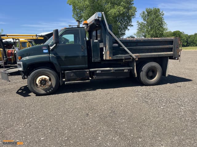 Image of GMC C8500 equipment image 1