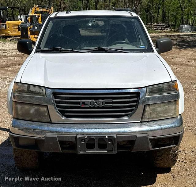 Image of GMC Canyon equipment image 1
