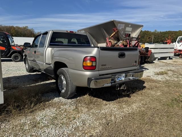 Image of GMC 1500 equipment image 3