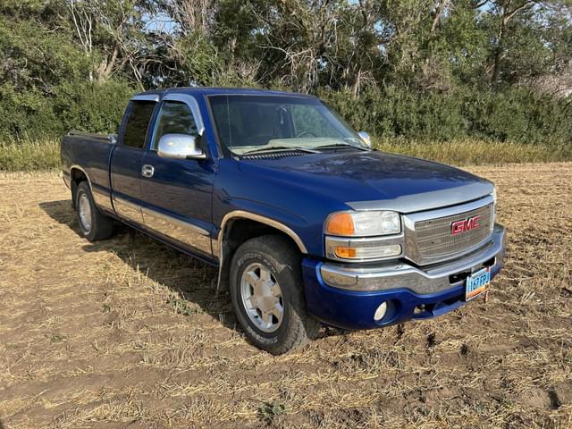 Image of GMC 1500 equipment image 2