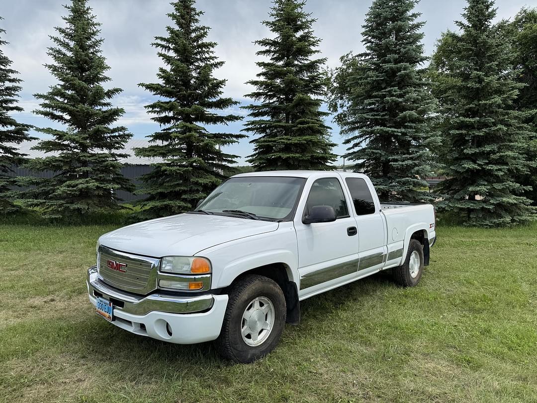 Image of GMC 1500 Primary image