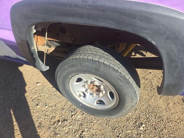 Image of GMC 2500 equipment image 4