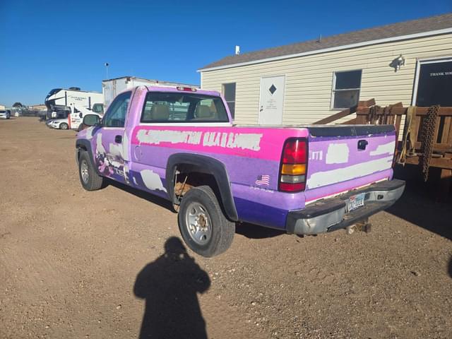 Image of GMC 2500 equipment image 3