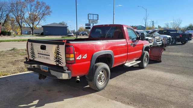 Image of GMC Sierra equipment image 4