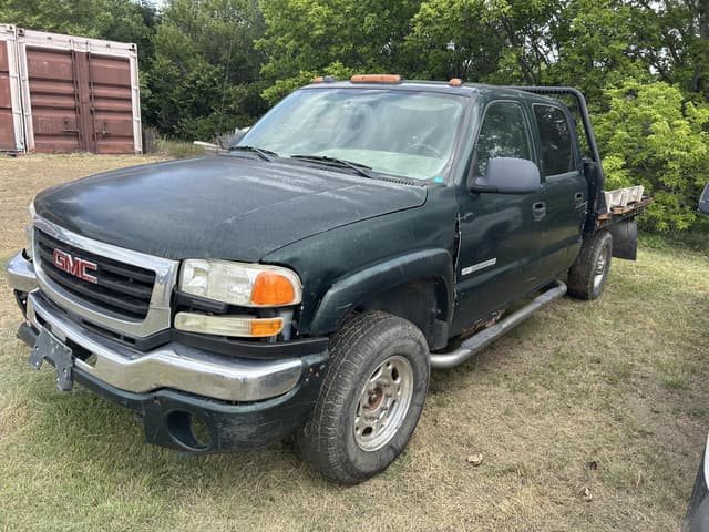 Image of GMC 2500 equipment image 1