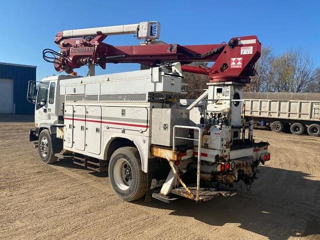 Image of GMC T7500 equipment image 2