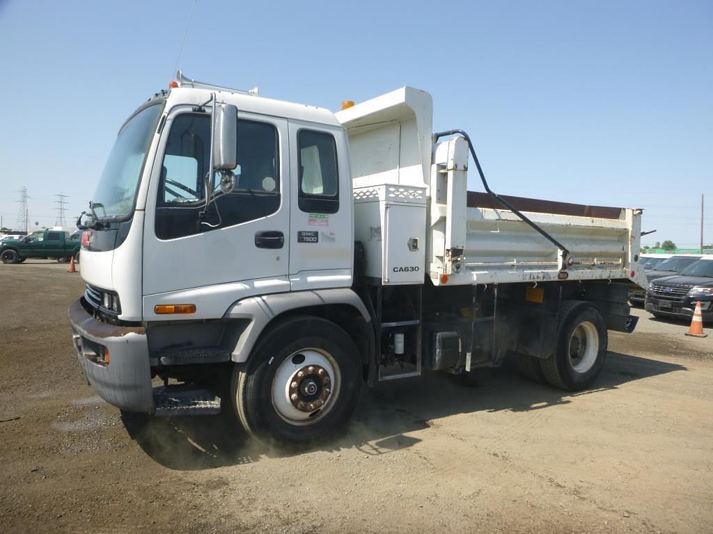 Image of GMC T7500 Primary image