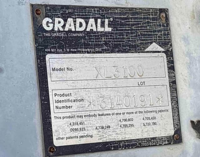 Image of Gradall XL3100 equipment image 2